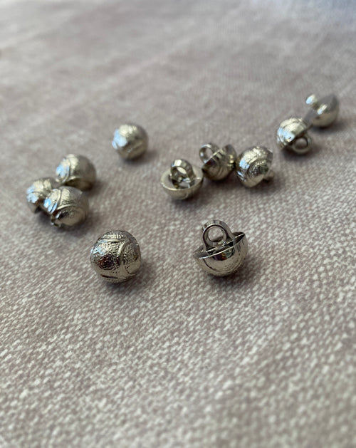 Buttons